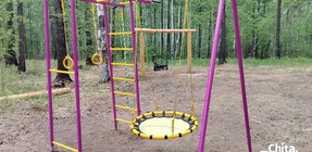 Детская площадка (июнь 2025).