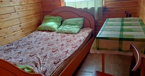 Корпус №2 (2-х местный) - двухспальная кровать, стол, стулья, тумбочка (май 2022).