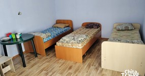 Домик №3 (5 мест) - 5 односпальных кроватей, стол, стулья, холодильник, эл.чайник (август 2024).