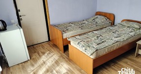 Домик №3 (5 мест) - 5 односпальных кроватей, стол, стулья, холодильник, эл.чайник (август 2024).