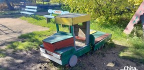 Детская площадка (сентябрь 2025).