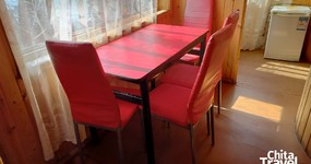 Кухонная зона (печь, стол, стулья, холодильник, плитка) (май 2025).