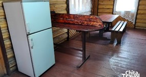 Кухонная зона (май 2025).