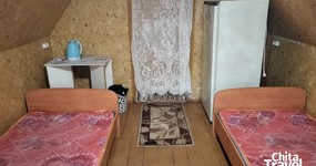 4-х местные домики (№1-7): 4 односпальные деревянные кровати, холодильник, эл. чайник, стол (июнь 2025).