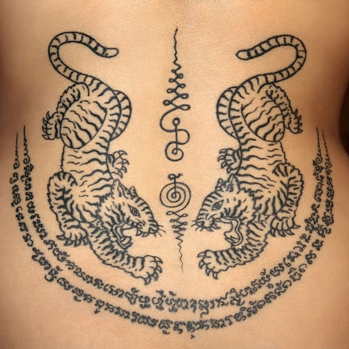 татуировка тигра на спине фото | Дзен