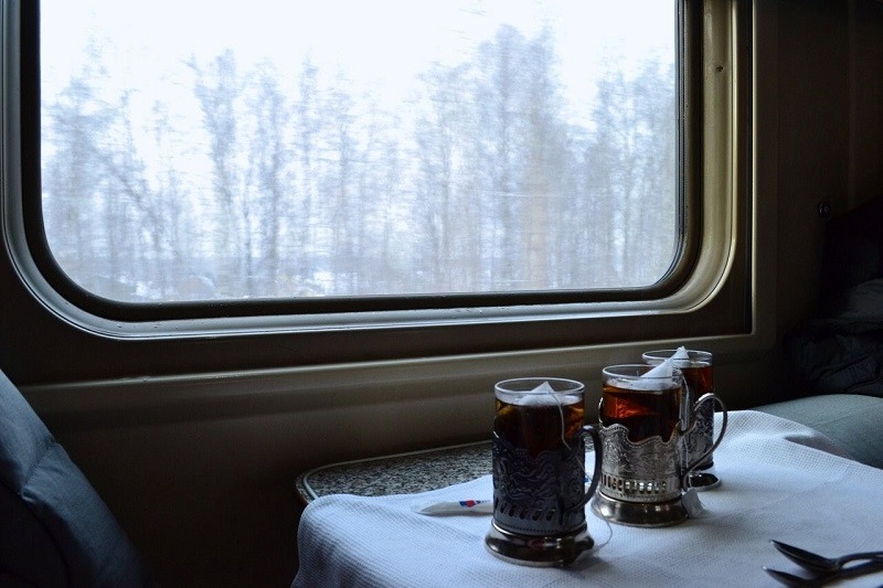 Пассажиры верхних полок поездов получат право занимать нижние для приема пищи.