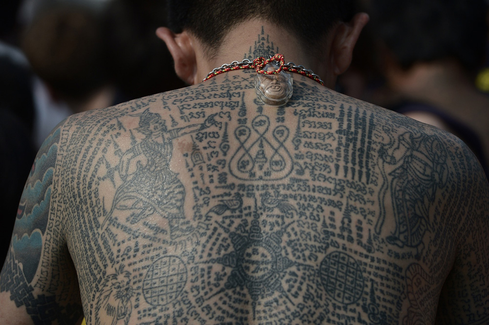 Многие хотят научиться делать татуировки Сак Янт, но они не хотят постигать их духовный смысл