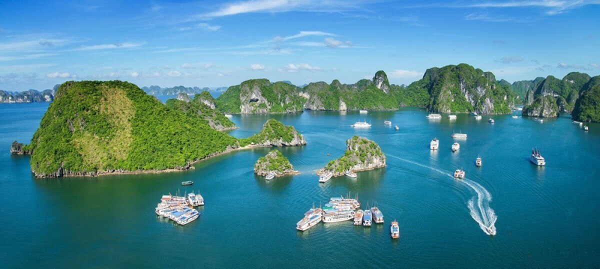 Туристы во Вьетнаме открывают для себя залив Лан Ха